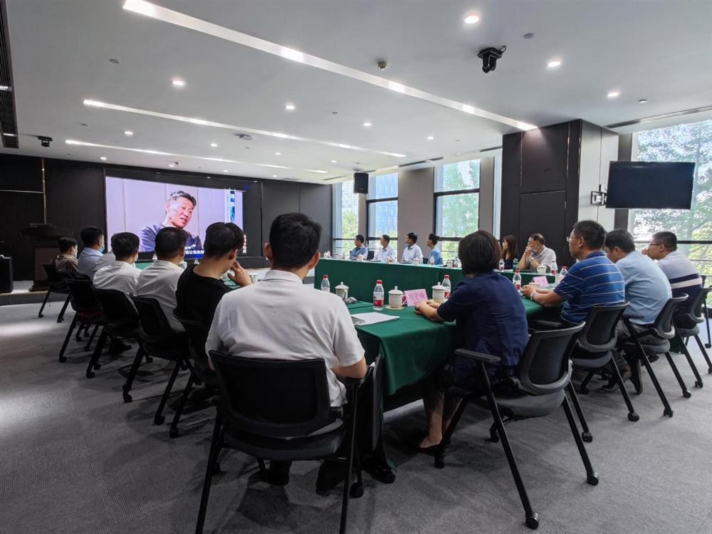 以案為鑒筑防線(xiàn)，警鐘長(zhǎng)鳴促廉潔